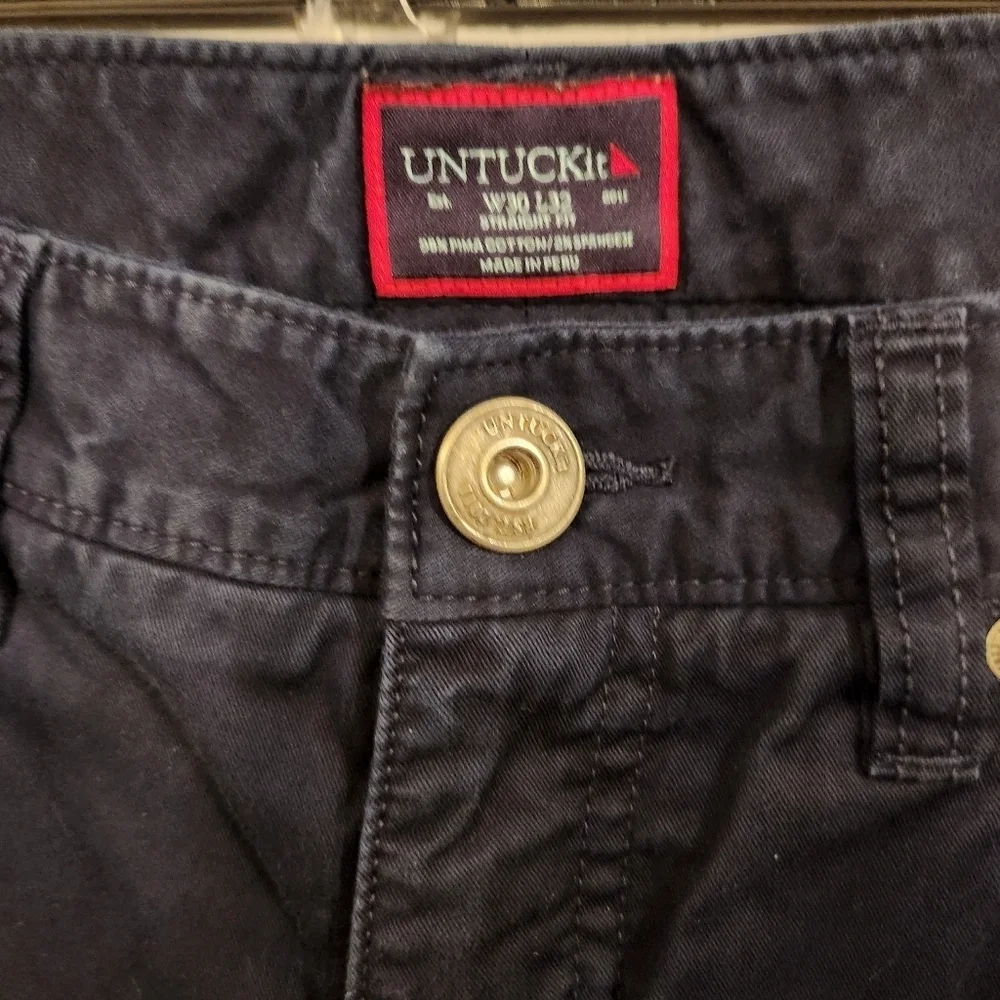 UNTUCKit pocket chino